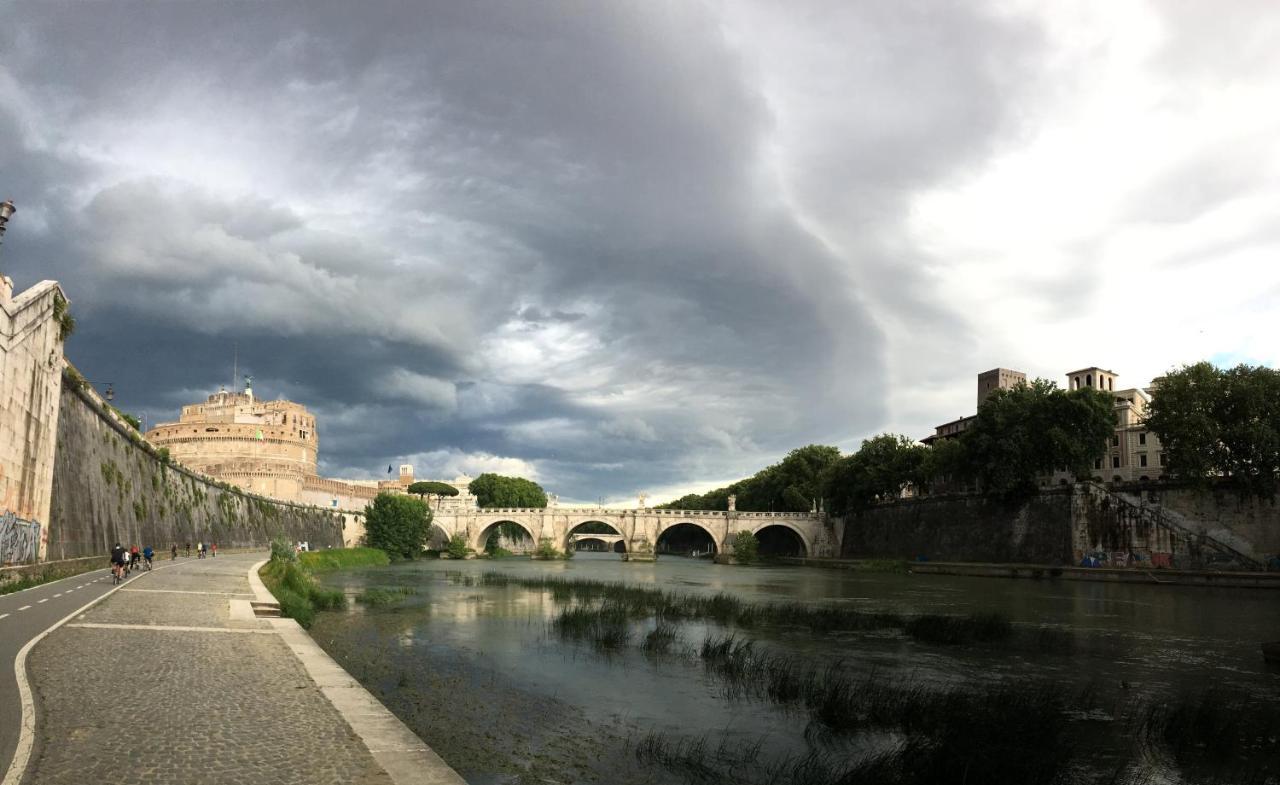 Piacevole Appartamento Nel Cuore Di Trastevere Rome Luaran gambar